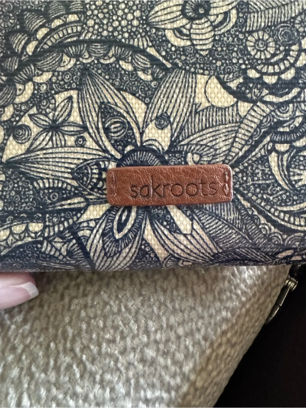Sakroots Navy and Cream Floral Zip Wristlet/Wallet with Strap